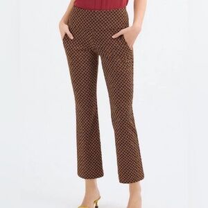 Cabi Kick Flare Pull On Pants Artsy Stretchy Pockets Work Career Artsy Sz M